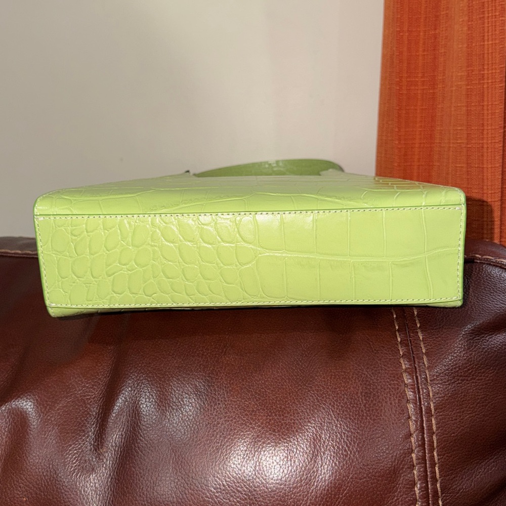 🔥🔥🔥NEW Staud Rey Green Croc Embossed Leather Shoulder Bag - Picture 8 of 14
